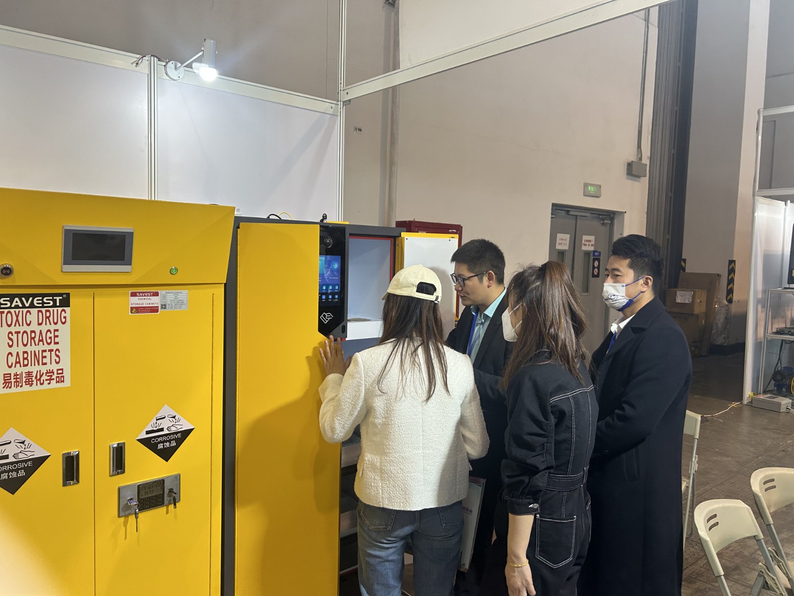 图片 6 防火防爆柜