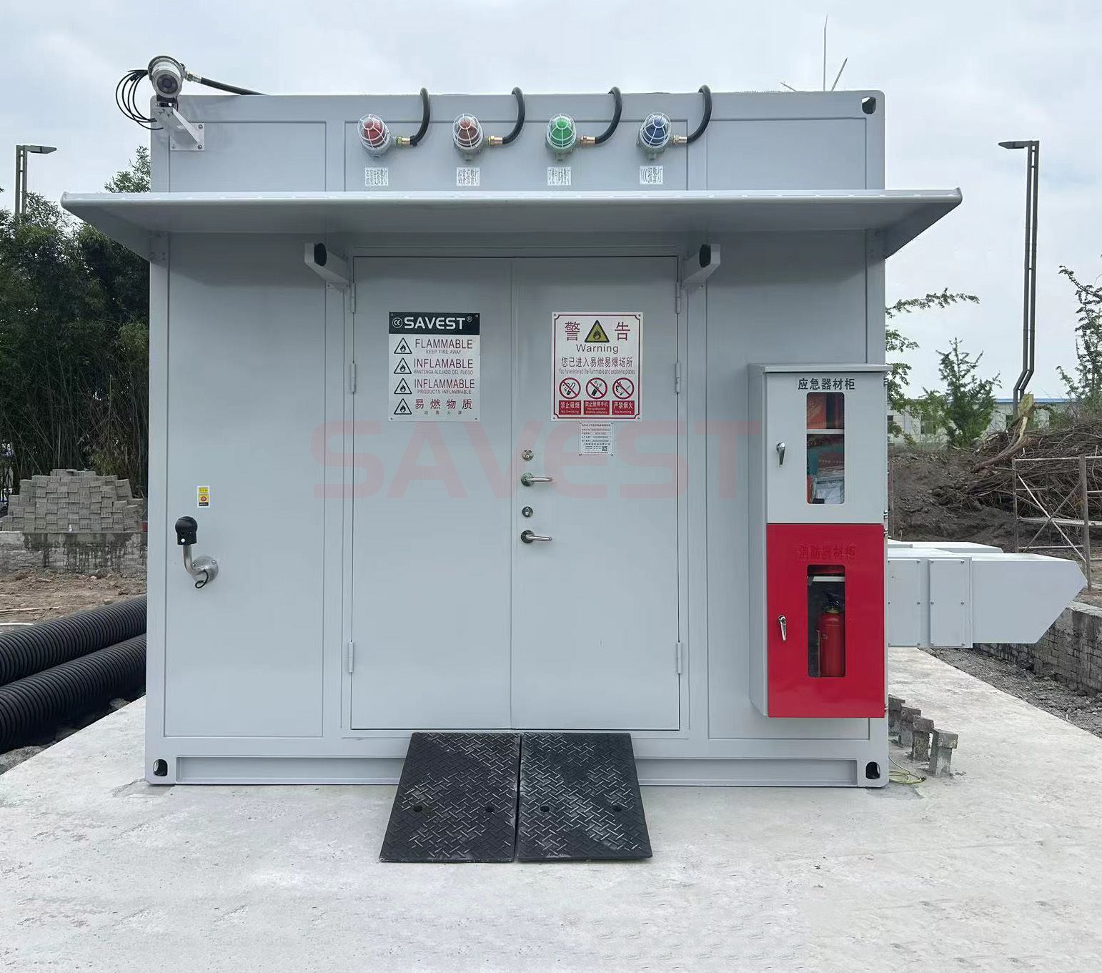 图片1.jpg 室外危废品暂存柜