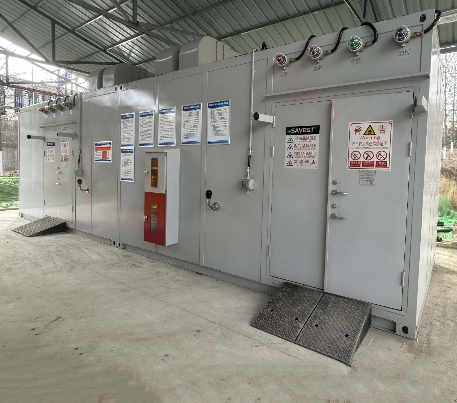 图片 3 大型防爆仓库