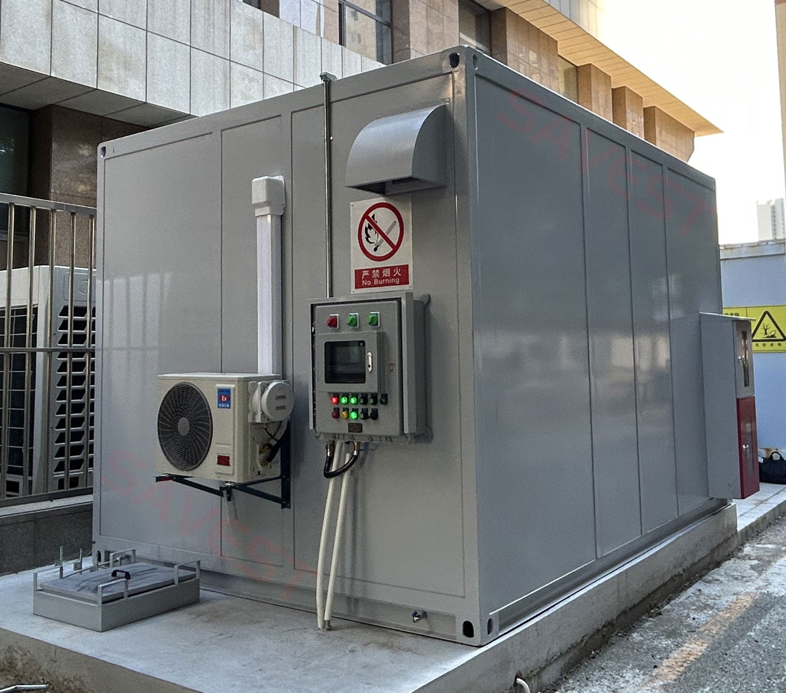 图片-3 室外危化品暂存柜